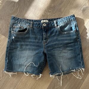 Aeropostale denim low rise cut-off shorts